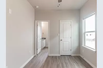 210 Peruna Drive, Marble Falls, TX 78654 - Photo 16