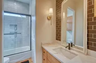 1302 Mountain Leather, Horseshoe Bay, TX 78657 - Photo 18