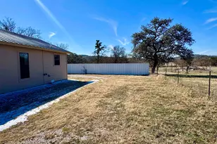 306 N West St, Burnet, TX 78611 - Photo 8