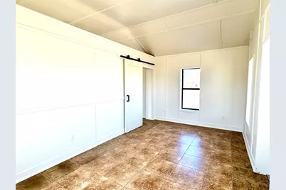 306 N West St., Burnet, TX 78611 - Photo 2