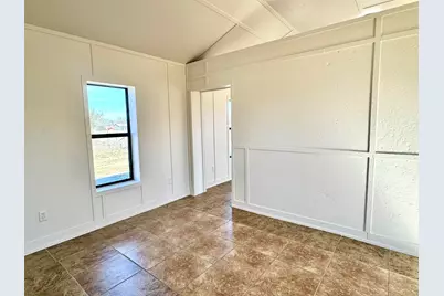 306 N West St., Burnet, TX 78611 - Photo 4