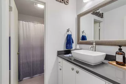 613 Hi Circle North #E, Horseshoe Bay, TX 78657 - Photo 18