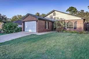 1916 McArthur Ave, Kingsland, TX 78639 - Photo 2