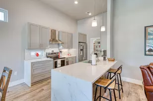 1511 Hill Top Dr, Granite Shoals, TX 78654 - Photo 6