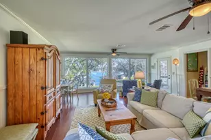 621 Sandy Mountain Dr, Sunrise Beach, TX 78643 - Photo 10