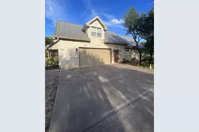 201 Circle Oaks Drive, Burnet, TX 78611 - Photo 22