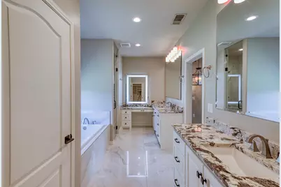 301 Sun Ray, Horseshoe Bay, TX 78657 - Photo 12