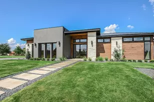 105 Island Ct, Horseshoe Bay, TX 78657 - Photo 2