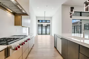 105 Island Ct, Horseshoe Bay, TX 78657 - Photo 10