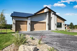 549 Mayapple, Horseshoe Bay, TX 78657 - Photo 2