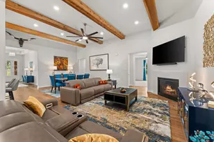 705 Spicewood Trails Dr, Spicewood, TX 78669 - Photo 12