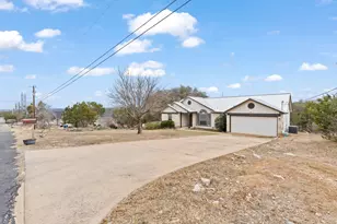 503 Knights Row, Cottonwood Shores, TX 78657 - Photo 2