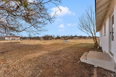 601 E Green Street, Llano, TX 78643 - Photo 16