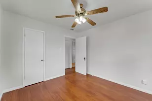 601 E Green St, Llano, TX 78643 - Photo 10