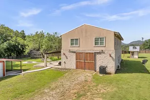 4521 River Oaks Dr, Kingsland, TX 78639 - Photo 24
