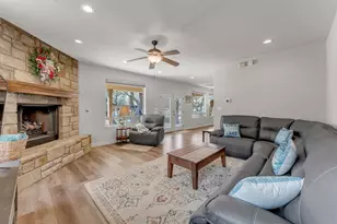 227 Watkins Point, Kingsland, TX 78639 - Photo 16