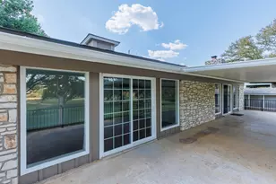 142 Lake Shore Dr, Horseshoe Bay, TX 78657 - Photo 22