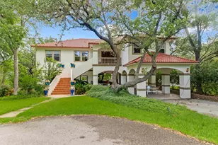 327 Elm Lodge Dr, Kingsland, TX 78639 - Photo 1