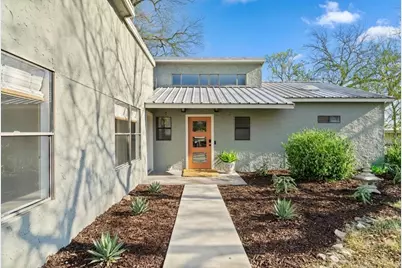 3721 Lakeview Dr, Cottonwood Shores, TX 78657 - Photo 2