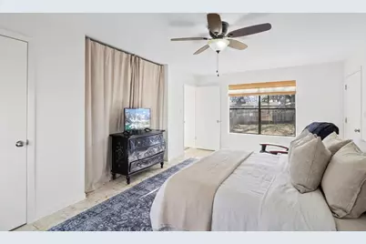 3721 Lakeview Dr, Cottonwood Shores, TX 78657 - Photo 16