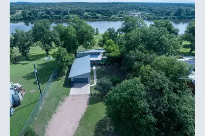 3721 Lakeview Dr, Cottonwood Shores, TX 78657 - Photo 2