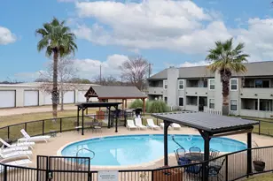 604 Highcrest Dr, Granite Shoals, TX 78654 - Photo 1