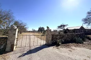 600 W Railway St, Lometa, TX 76853 - Photo 26