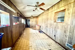 212 E Castleberry Dr, Granite Shoals, TX 78654 - Photo 14