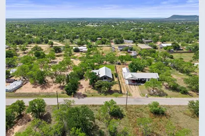 813 Airway St, Kingsland, TX 78639 - Photo 28