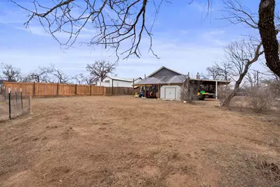 813 Airway St, Kingsland, TX 78639 - Photo 22
