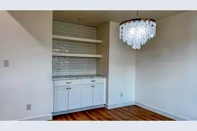 409 Avenue R, Marble Falls, TX 78654 - Photo 4