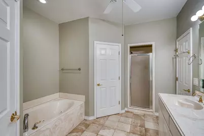 2804 Oak Ridge Drive, Horseshoe Bay, TX 78657 - Photo 14