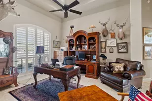 203 Cir Oaks Dr, Burnet, TX 78611 - Photo 4