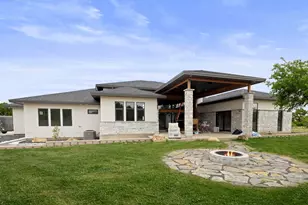 583 Comanche Rdg, Round Mountain, TX 78663 - Photo 4