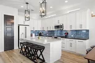 128 Village View Dr, Kingsland, TX 78639 - Photo 12