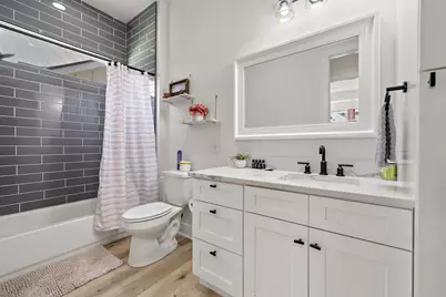 128 Village View Dr, Kingsland, TX 78639 - Photo 20