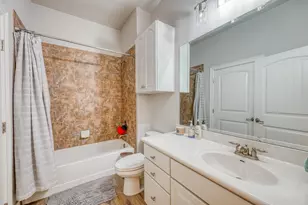 101 W Bank, Horseshoe Bay, TX 78657 - Photo 16