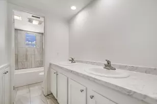 108 Lachite C-290, Horseshoe Bay, TX 78657 - Photo 14
