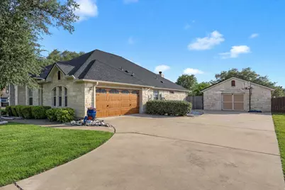 313 Polo Pony, Liberty Hill, TX 78642 - Photo 2