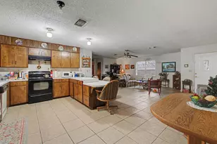 1701 Valley View Ln, Granite Shoals, TX 78654 - Photo 4