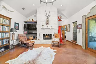 102 Camm Lary Cir, Burnet, TX 78611 - Photo 4