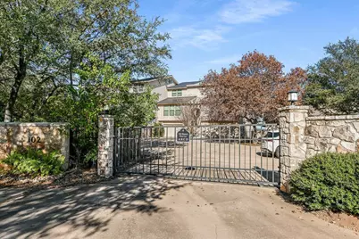 102A Bunny Run Lane, Horseshoe Bay, TX 78657 - Photo 2