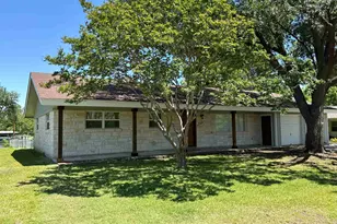 304 E Pheasant Rd, Highland Haven, TX 78654 - Photo 1