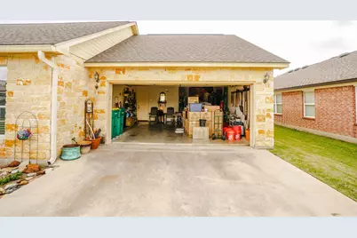 141 Marion, Meadowlakes, TX 78654 - Photo 22