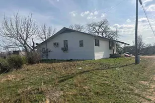 1034 Ranch Road 2545, Kingsland, TX 78639 - Photo 2