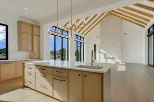 136 Nightshade, Horseshoe Bay, TX 78657 - Photo 12