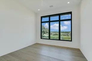 136 Nightshade, Horseshoe Bay, TX 78657 - Photo 20