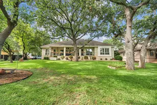 601 Sombrero, Horseshoe Bay, TX 78657 - Photo 22