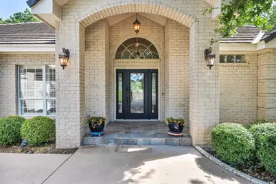 601 Sombrero, Horseshoe Bay, TX 78657 - Photo 2