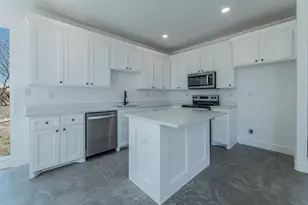 1010 E Marble St, Burnet, TX 78611 - Photo 8